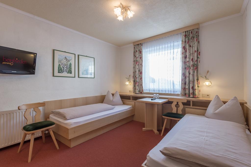 Pension Bergfrieden Obergurgl Room photo