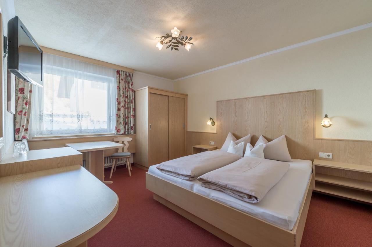 Pension Bergfrieden Obergurgl Exterior photo