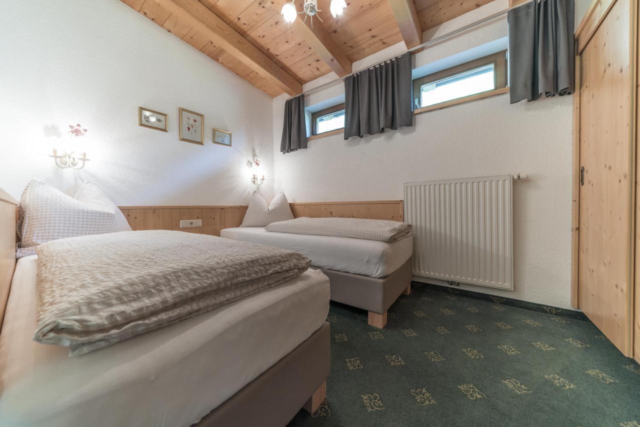 Pension Bergfrieden Obergurgl Exterior photo