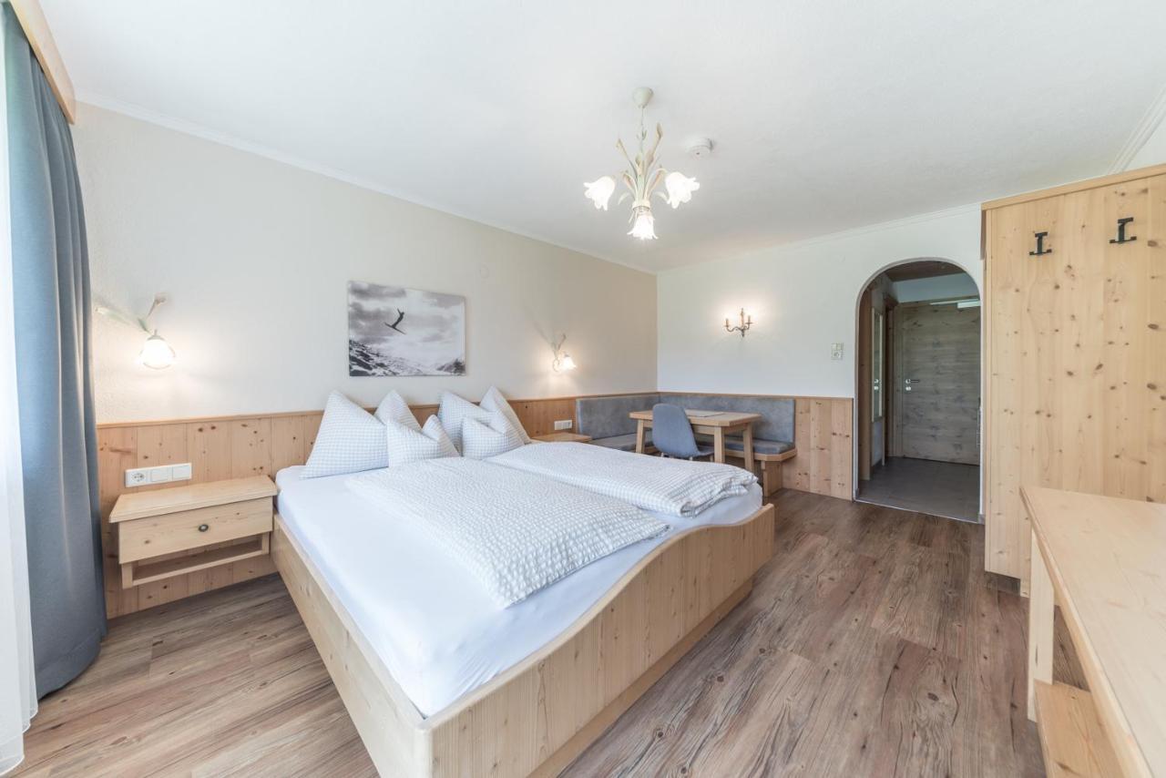 Pension Bergfrieden Obergurgl Exterior photo